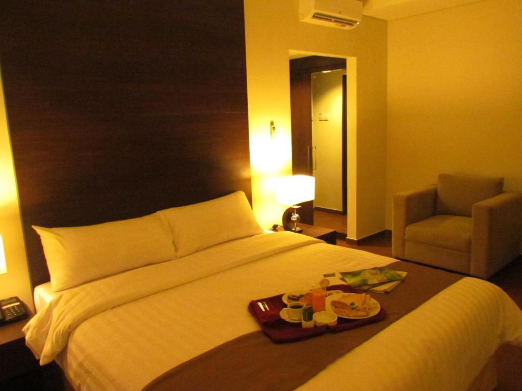 Padjadjaran Hotel بوكور الغرفة الصورة