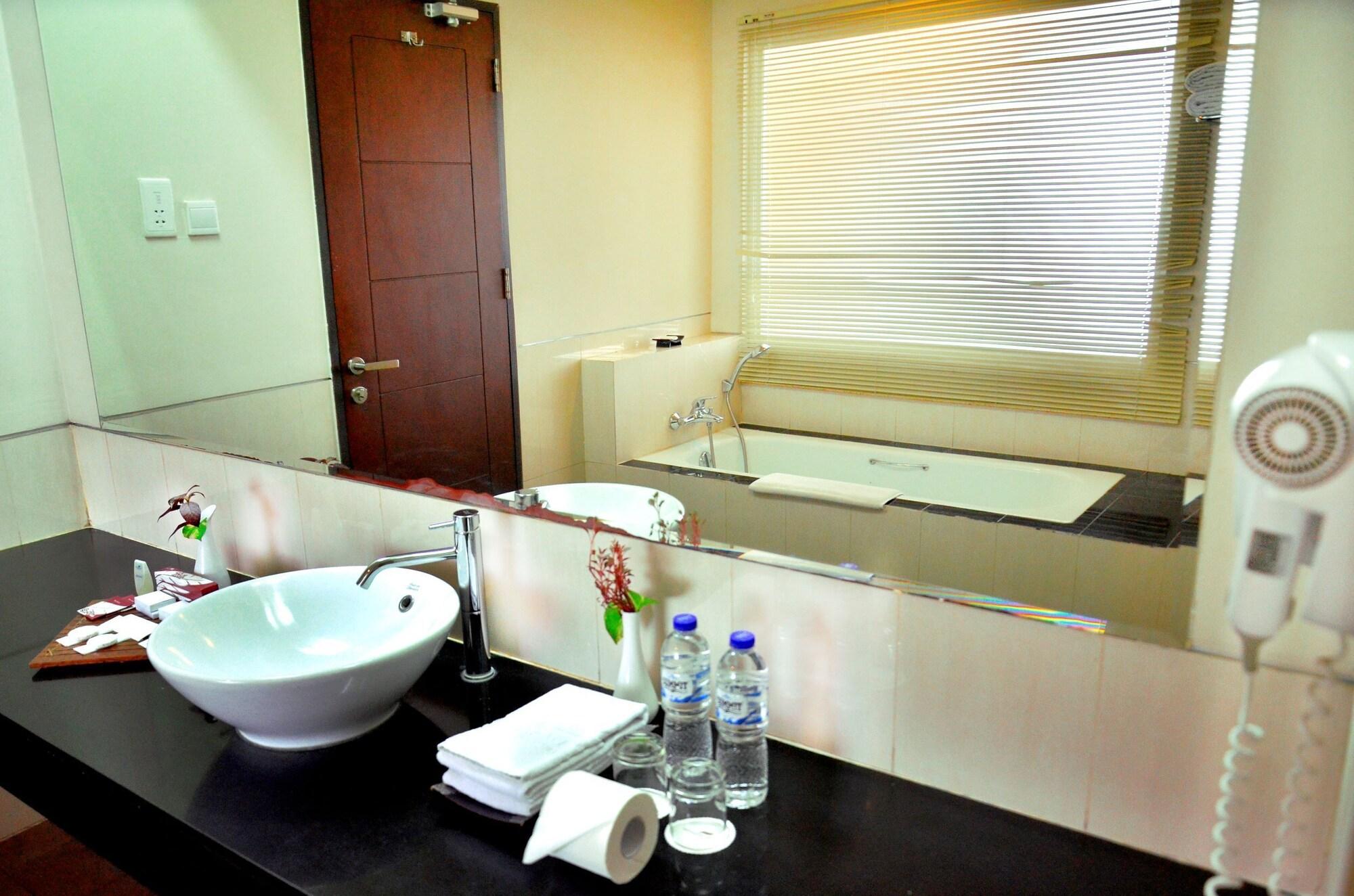 Padjadjaran Hotel بوكور المظهر الخارجي الصورة