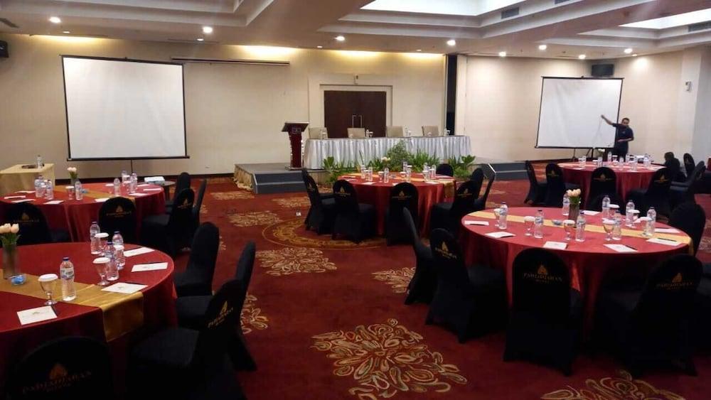Padjadjaran Hotel بوكور المظهر الخارجي الصورة