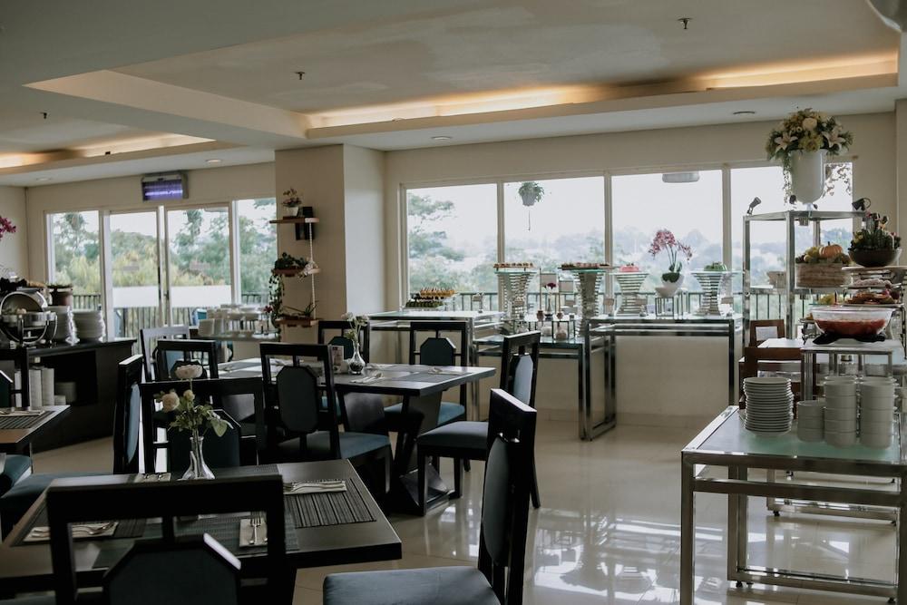 Padjadjaran Hotel بوكور المظهر الخارجي الصورة