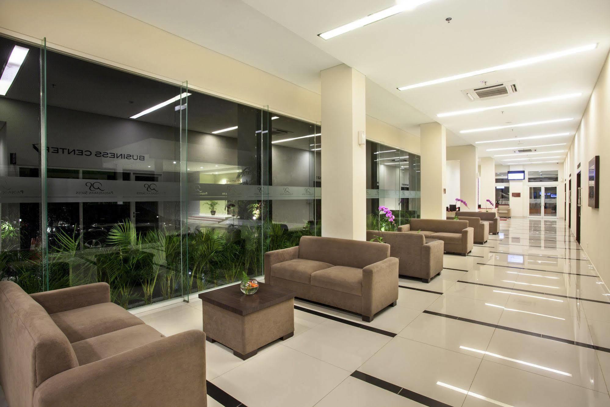 Padjadjaran Hotel بوكور المظهر الخارجي الصورة